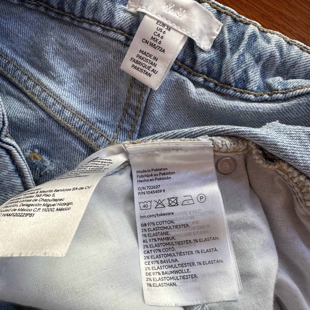 H&M High Rise Jeans - Picture 5 of 8